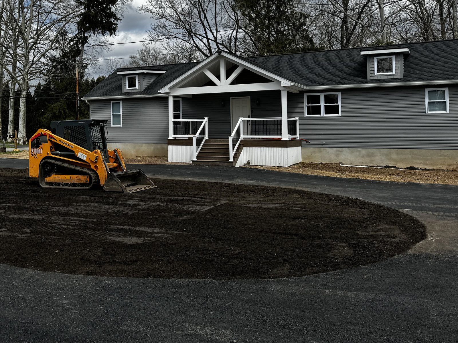 New concrete driveway replacement